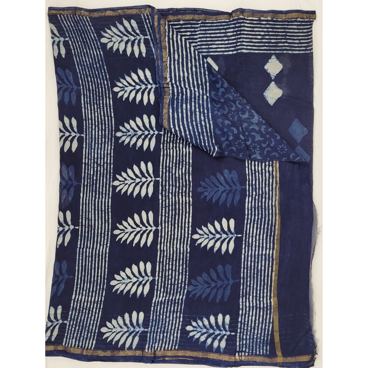 Chanderi Bagru Block Printed Saree with small Zari border - Vinshika