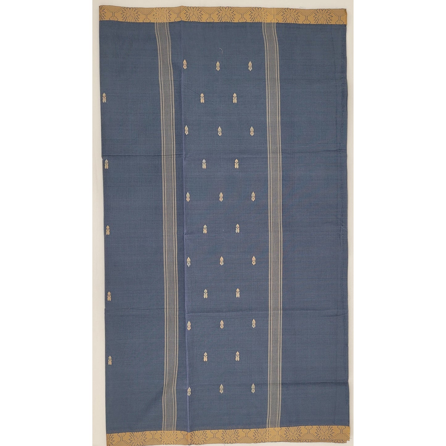 Grey Color Venkatagiri Handloom Cotton Saree - Vinshika