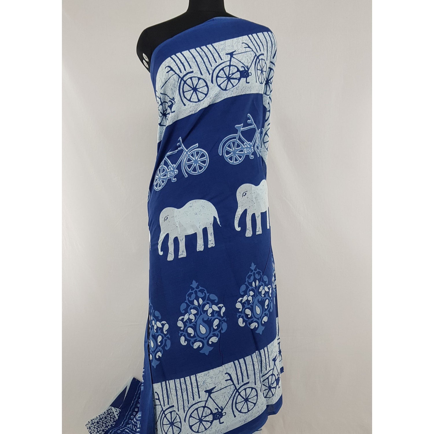 Hand Block Printed Bagru Blue and White color mul mul cotton saree with printed blouse - Vinshika