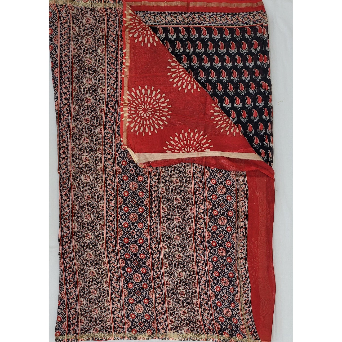 Bagru Block Printed Chanderi Saree with small Zari border - Vinshika