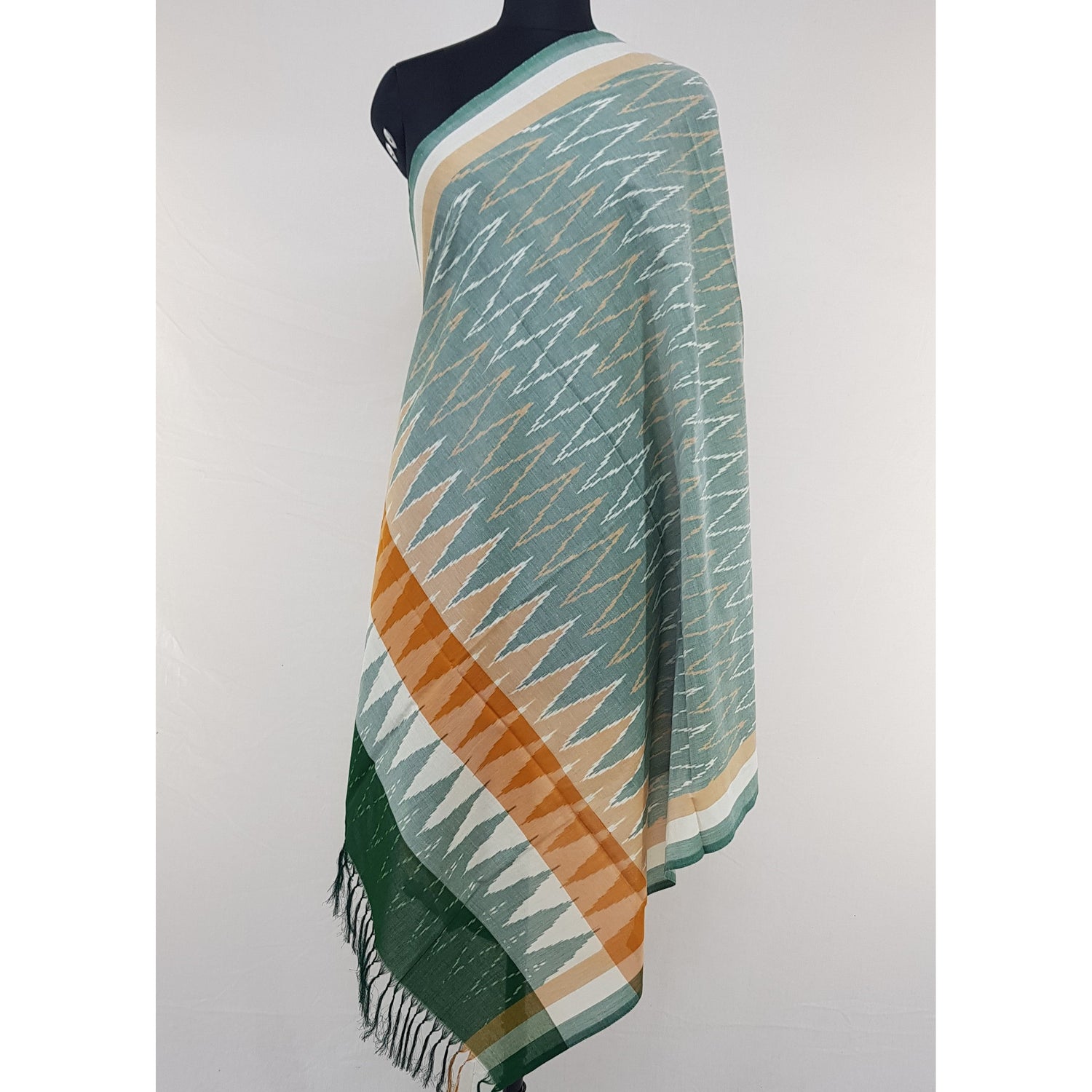 Handwoven Ikat Cotton dupatta - Vinshika