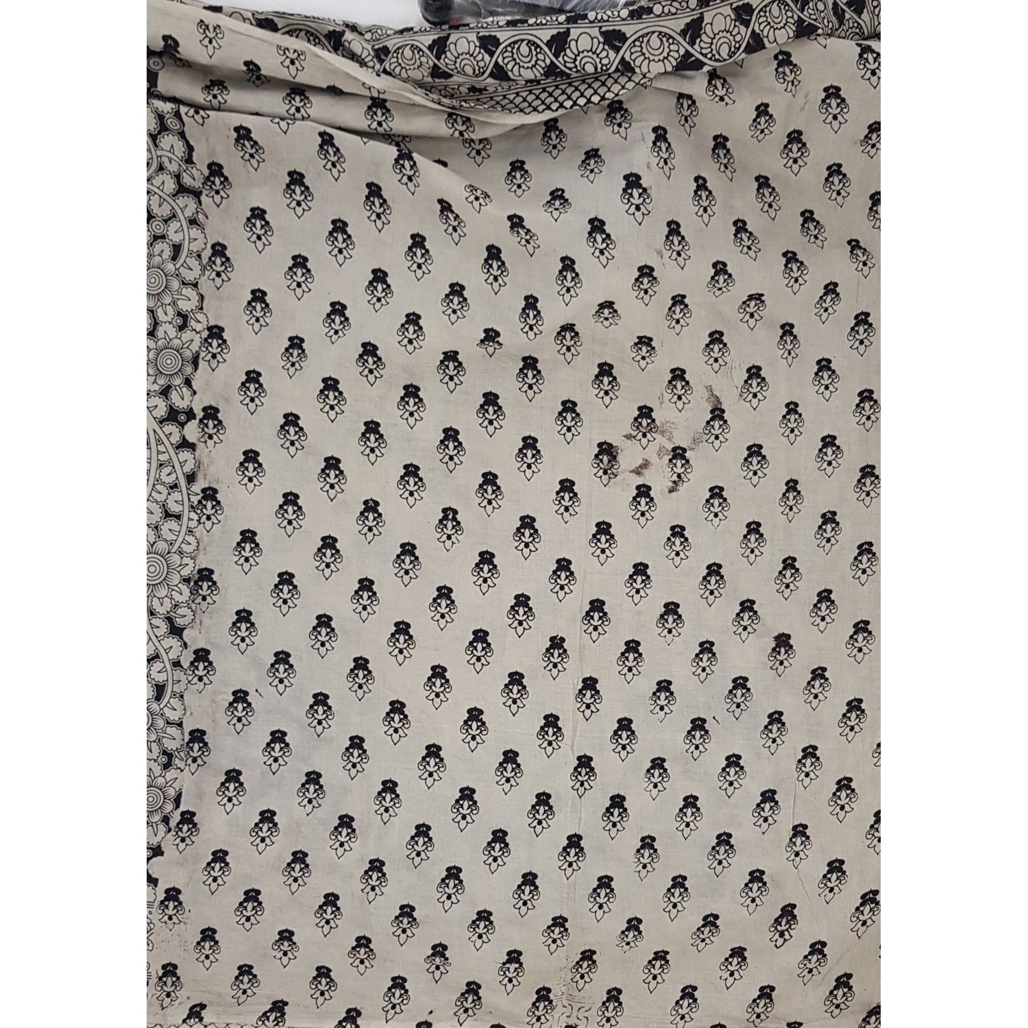 Handprinted Kalamkari Cotton saree - Vinshika
