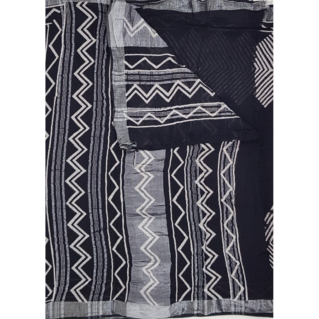 Hand Block Printed Linen Bagru Saree - Vinshika