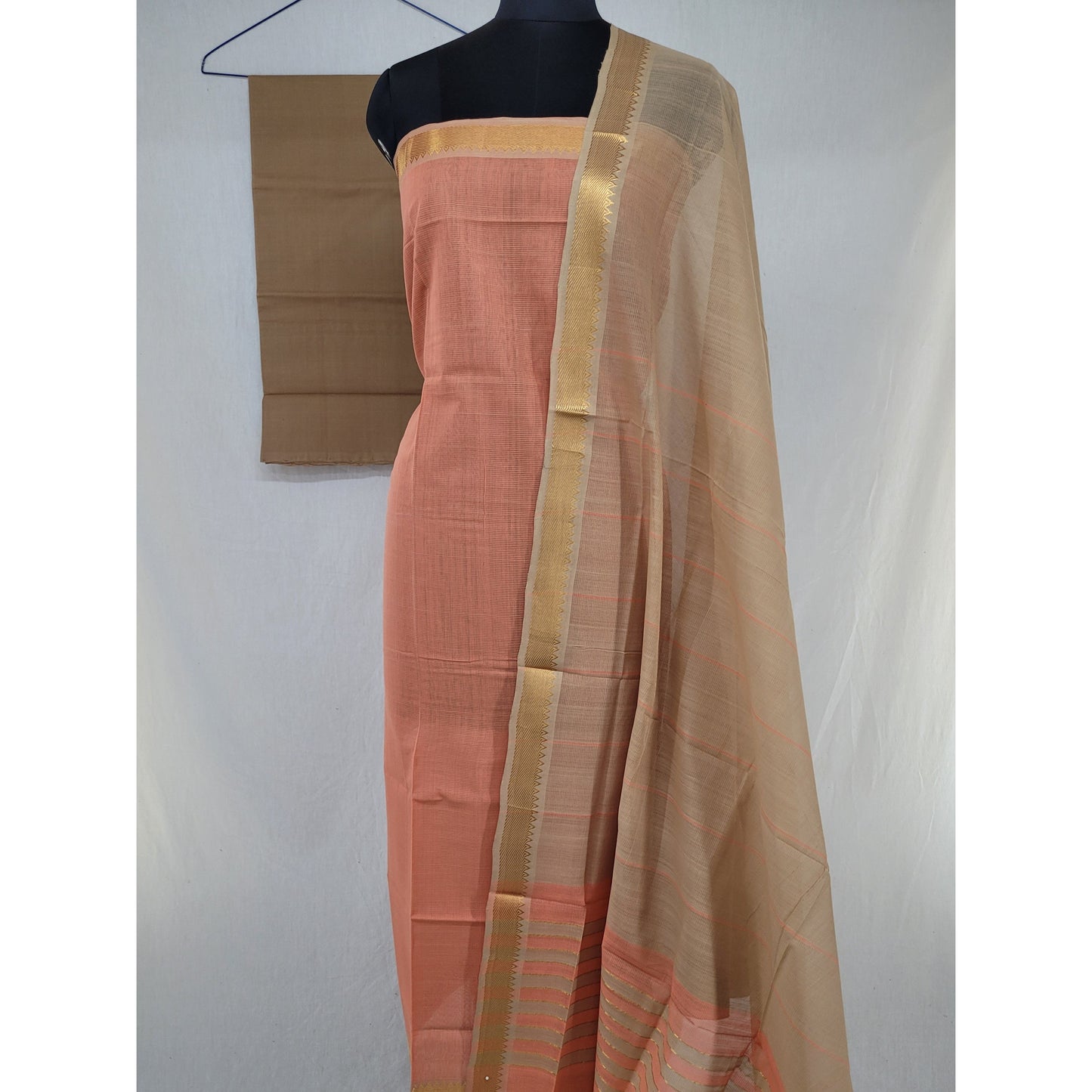 Handwoven Mangalagiri cotton Salwar Set with golden zari border - Vinshika