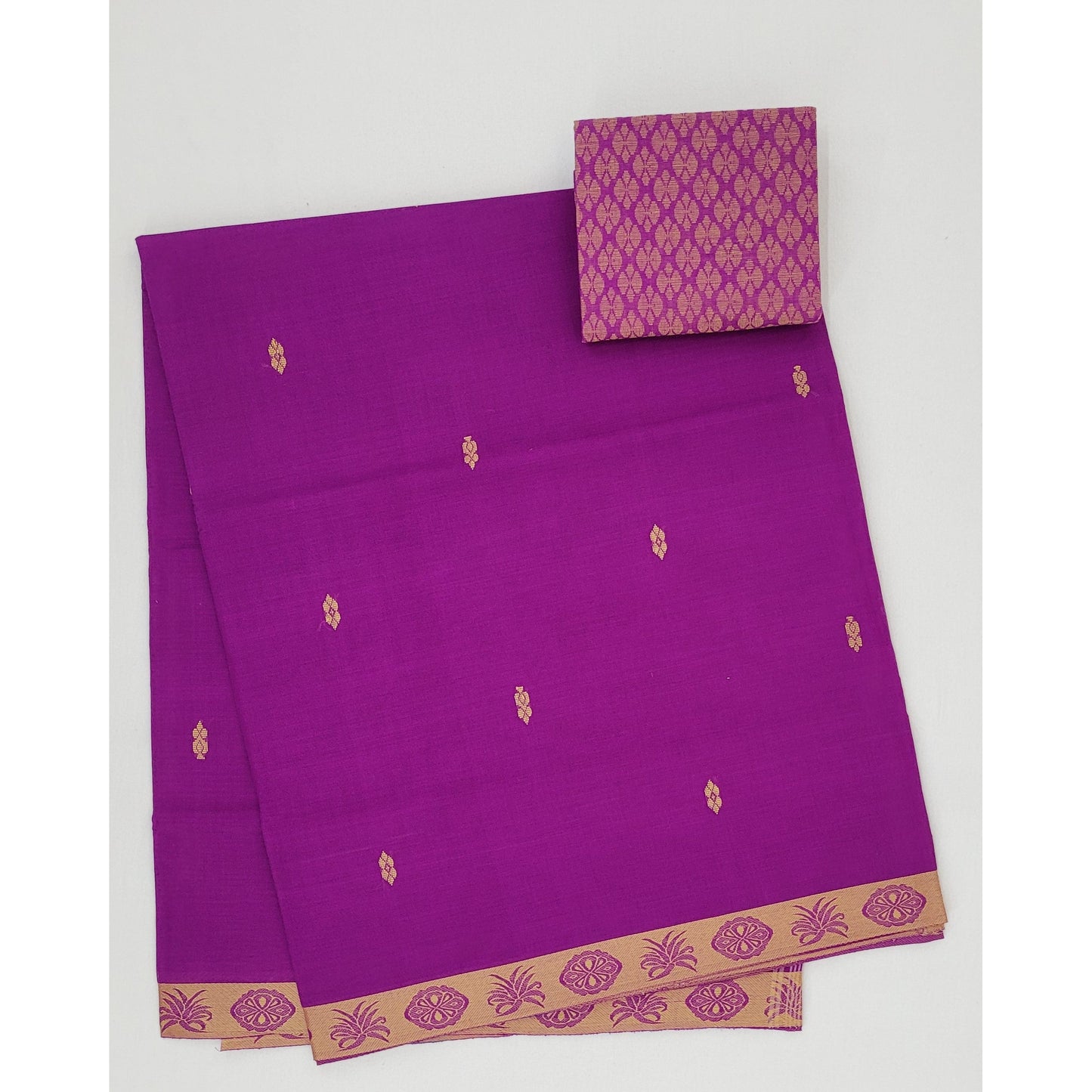 Purple Color Venkatagiri Handloom Cotton Saree - Vinshika