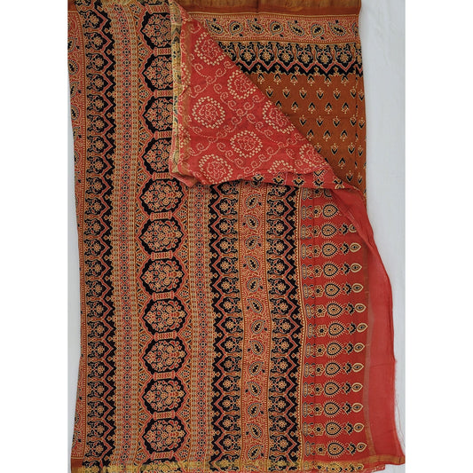 Bagru Block Printed Chanderi Saree with small Zari border - Vinshika