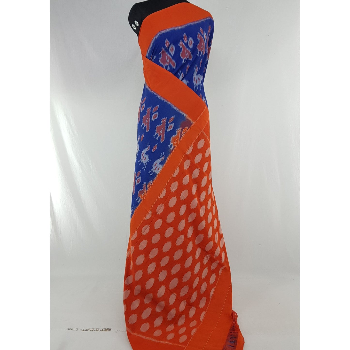 Handloom pochampally ikat mercerized cotton saree, no blouse - Vinshika